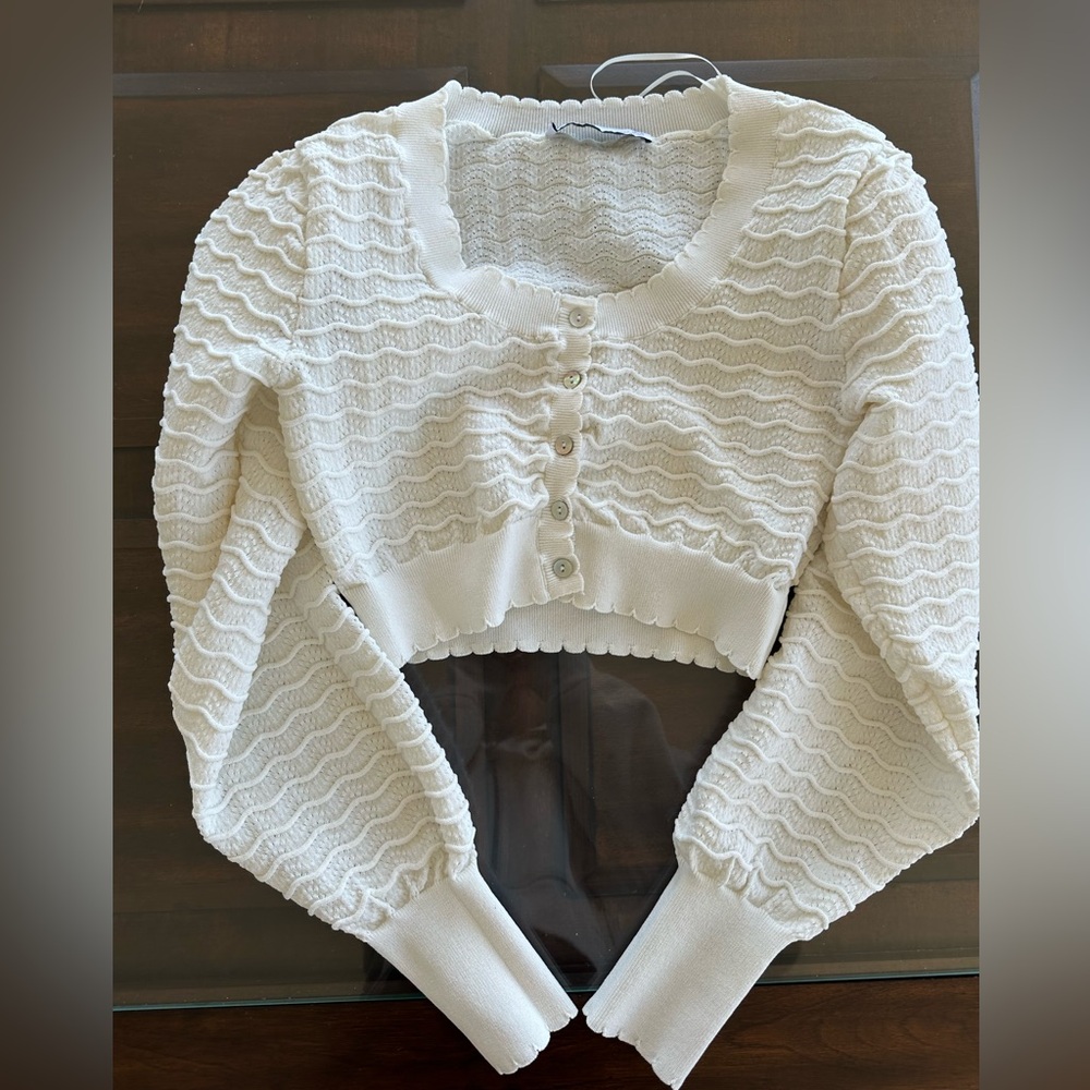 Zara lightweight crop sweater